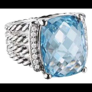 David Yurman Wheaton ring w. Blue Topaz